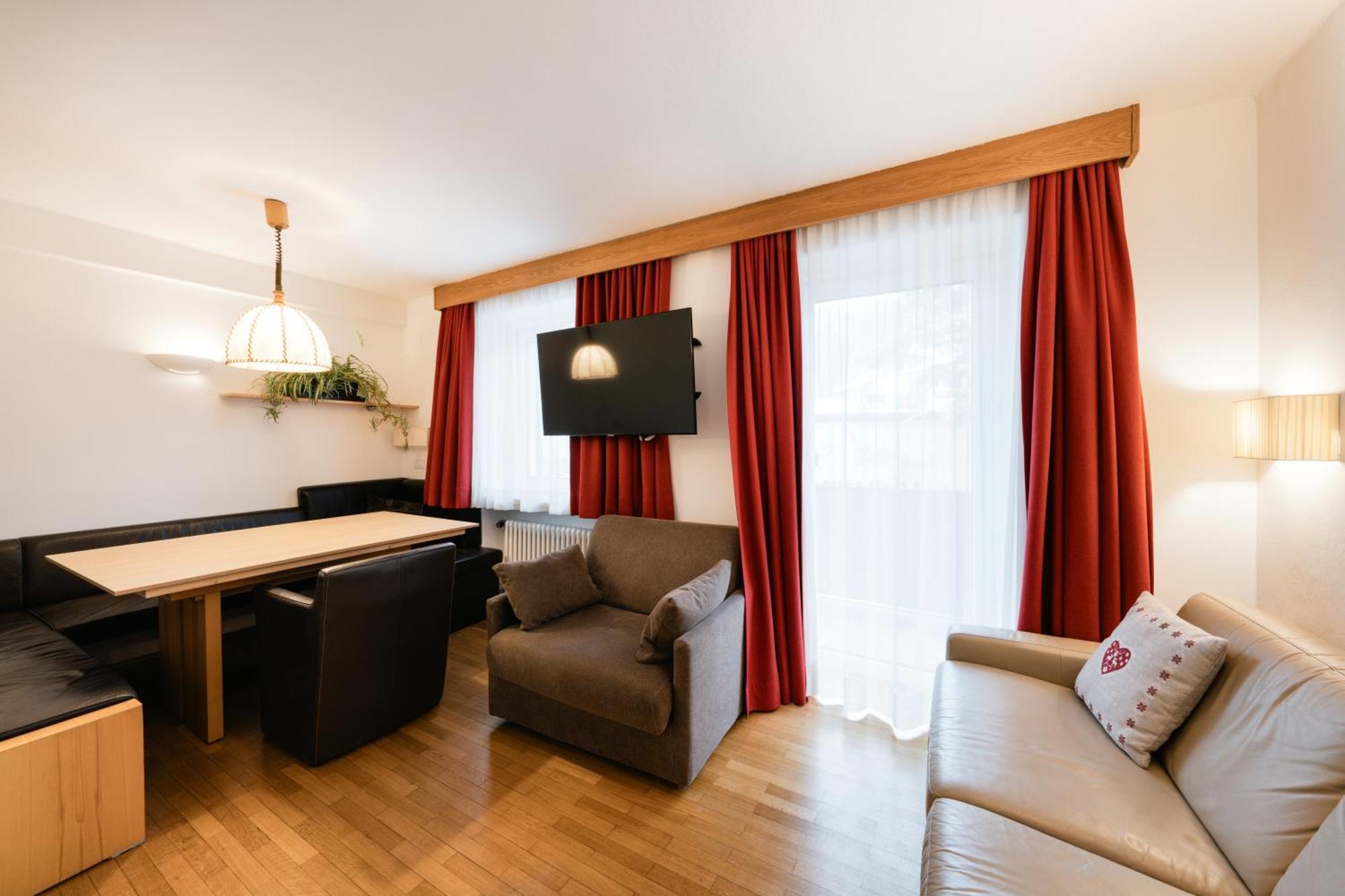 Appartchalet La Rondula Ortisei Exteriör bild