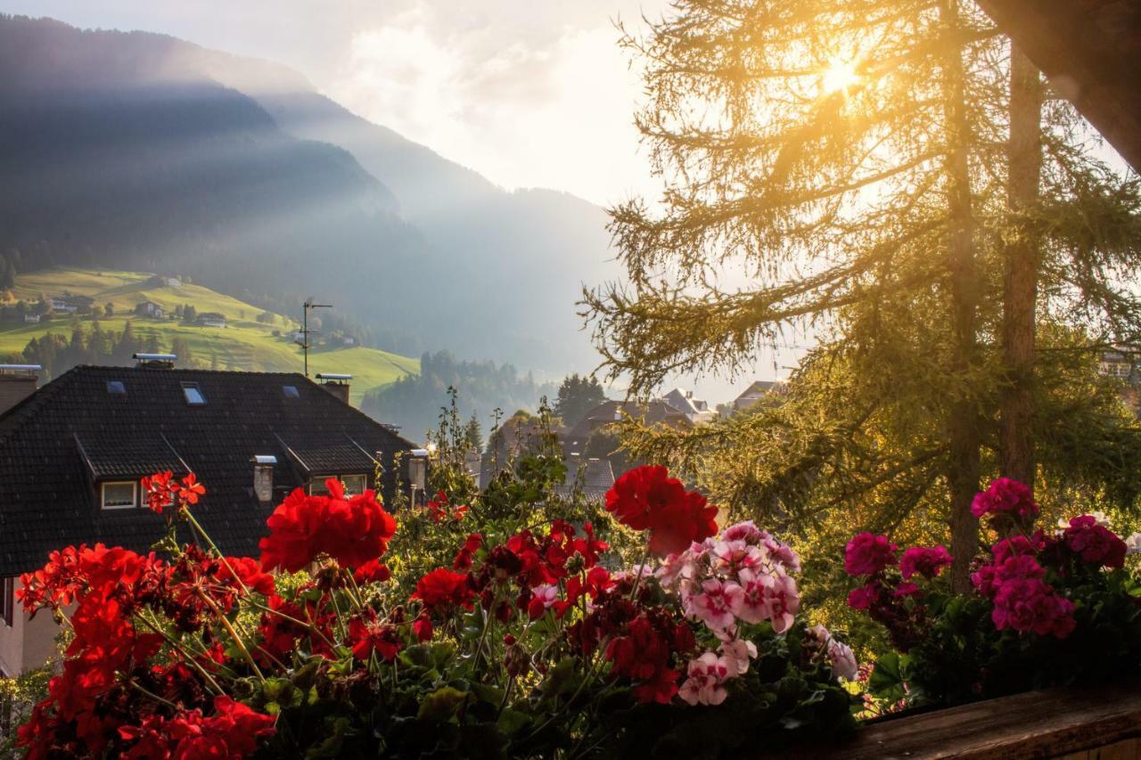 Appartchalet La Rondula Aparthotel Ortisei Exteriör bild